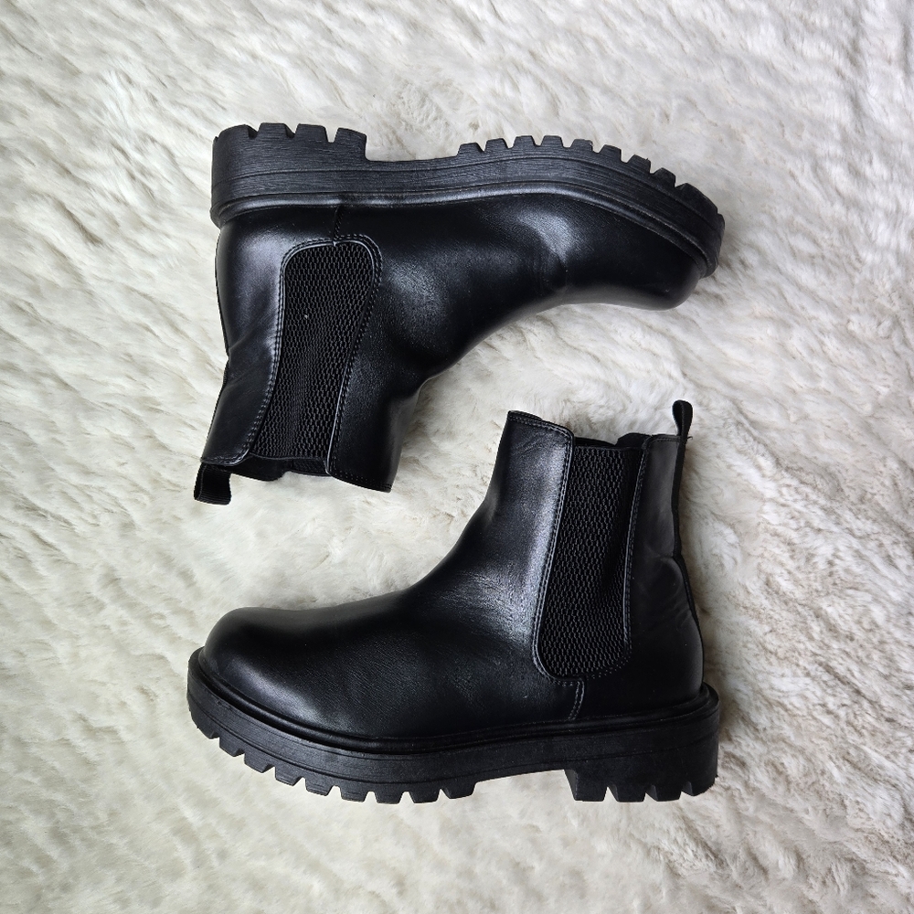 Soda Black Chelsea Boots 90s Y2K Style Chunky Ankle Boot Retro Pull On